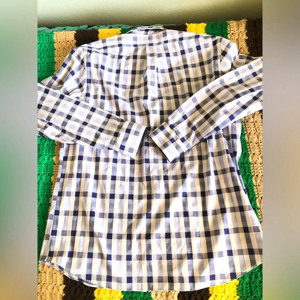 banana republic non-iron classic fit blue white checkered shirt button down L